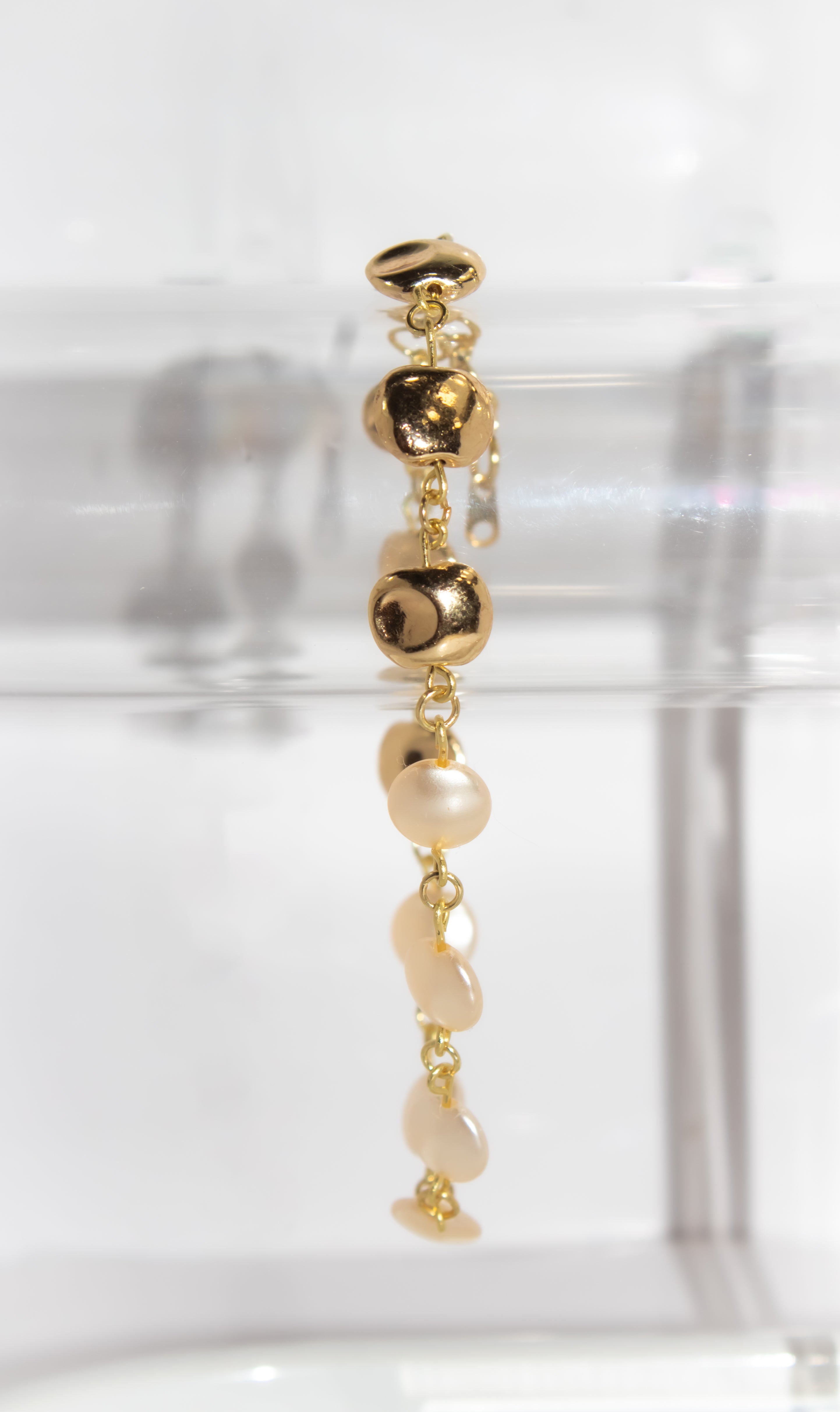 Handcrafted Half Pearl &amp; Gold Coin Link Bracelet