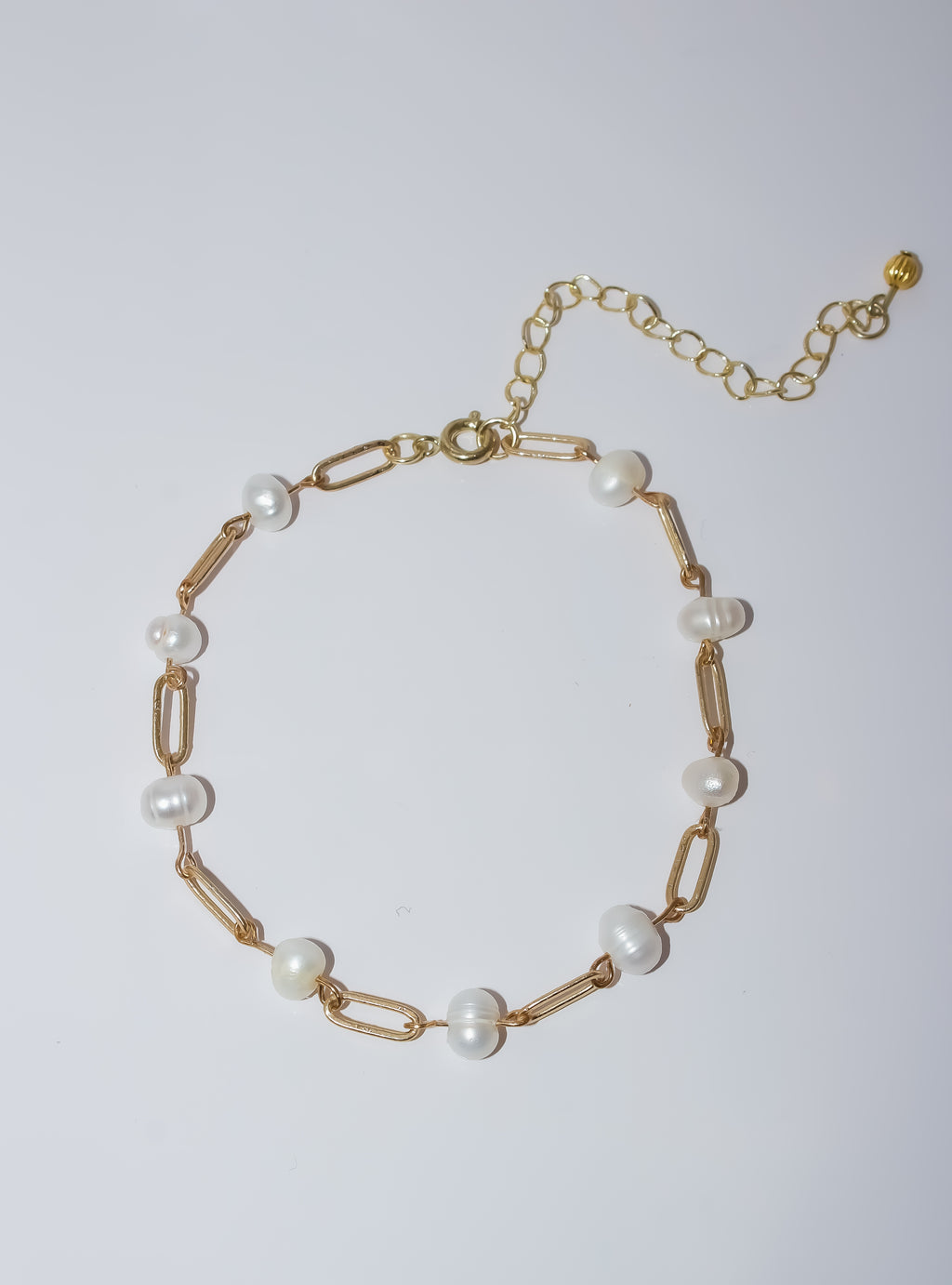 Gold Paperclip Chain Bracelet with Freshwater-Style Pearl Stations