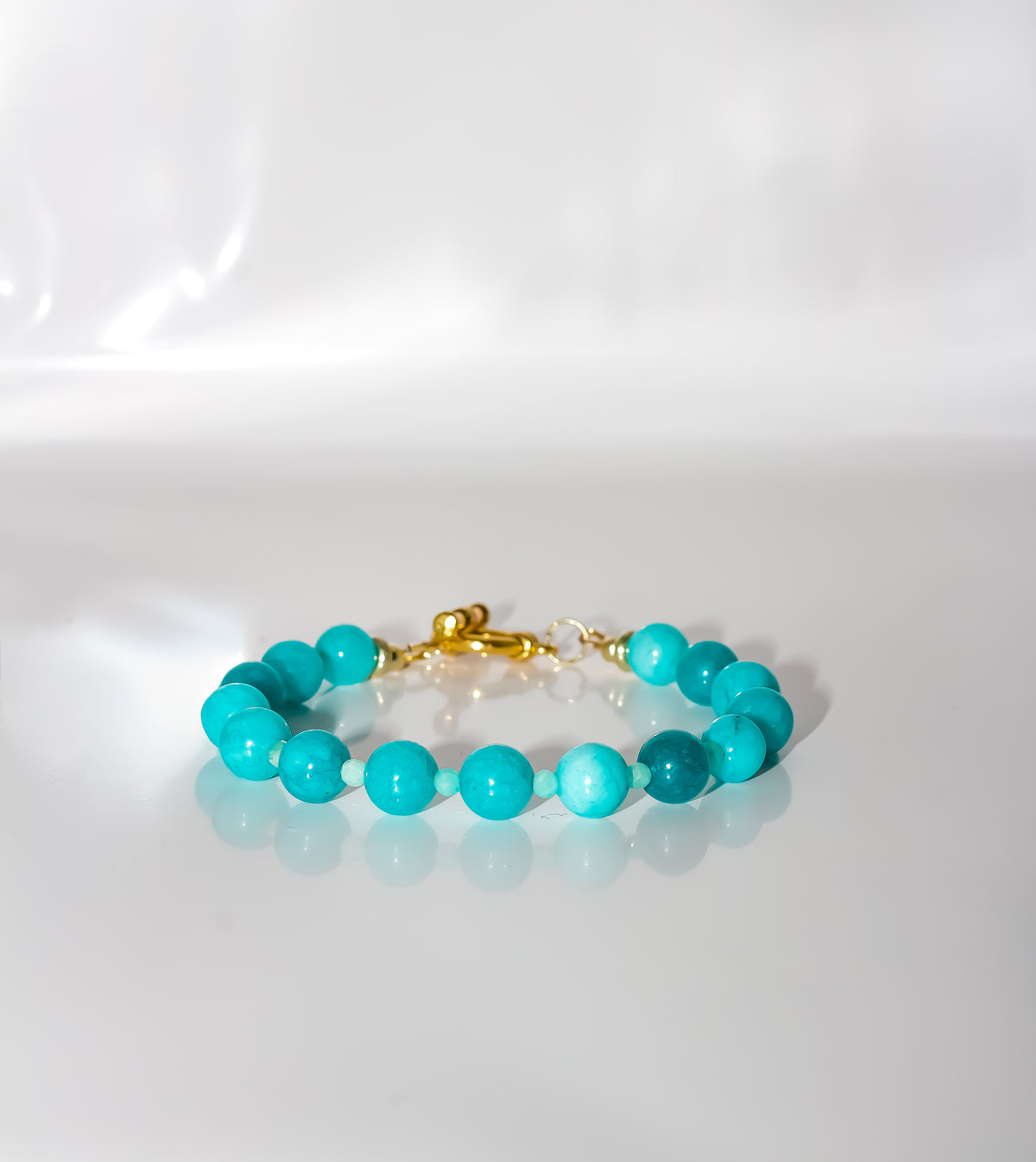 Turquoise Round Beaded Bracelet with Mint Accents
