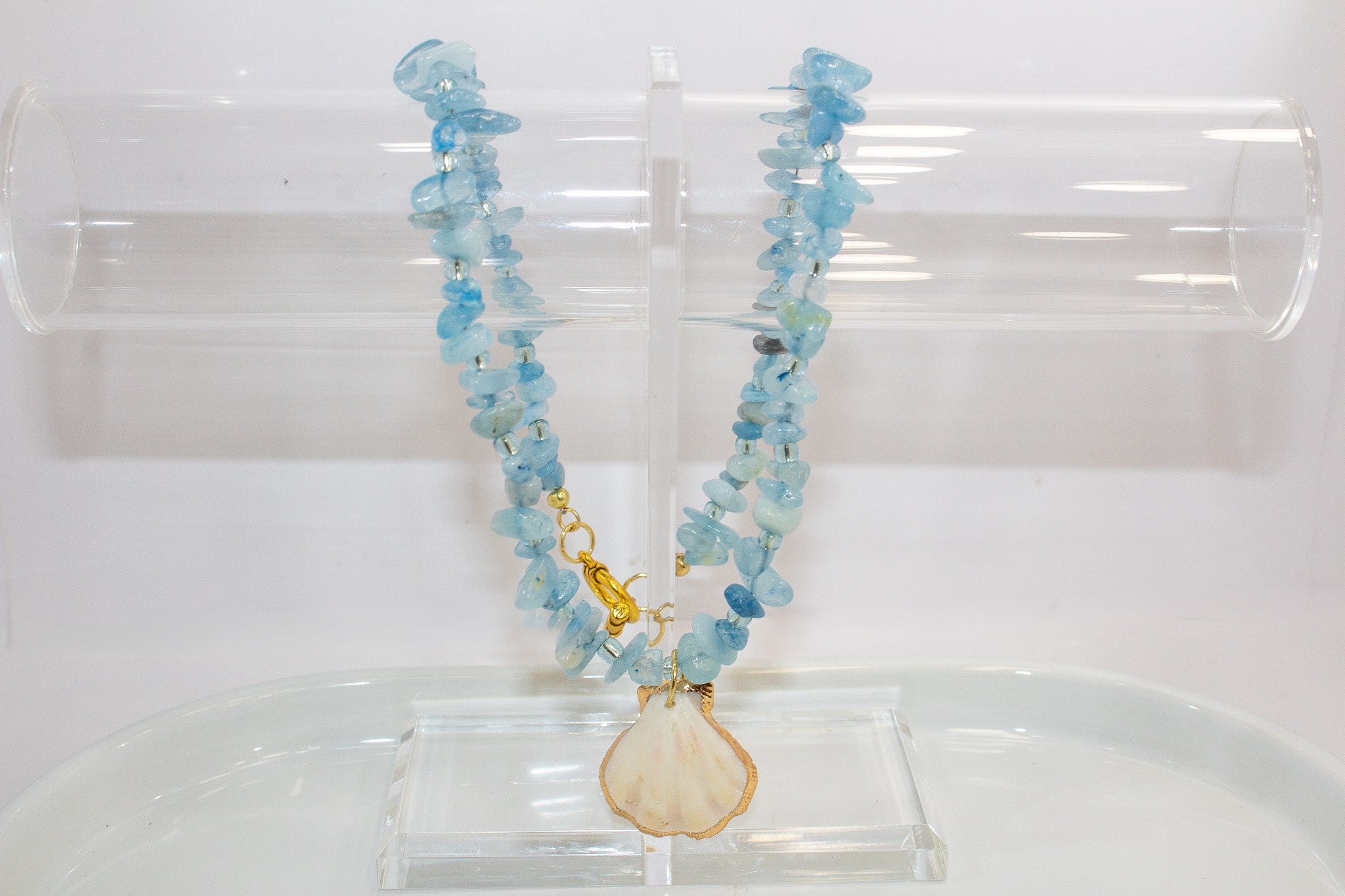 Handcrafted Natural Shell Pendant Necklace