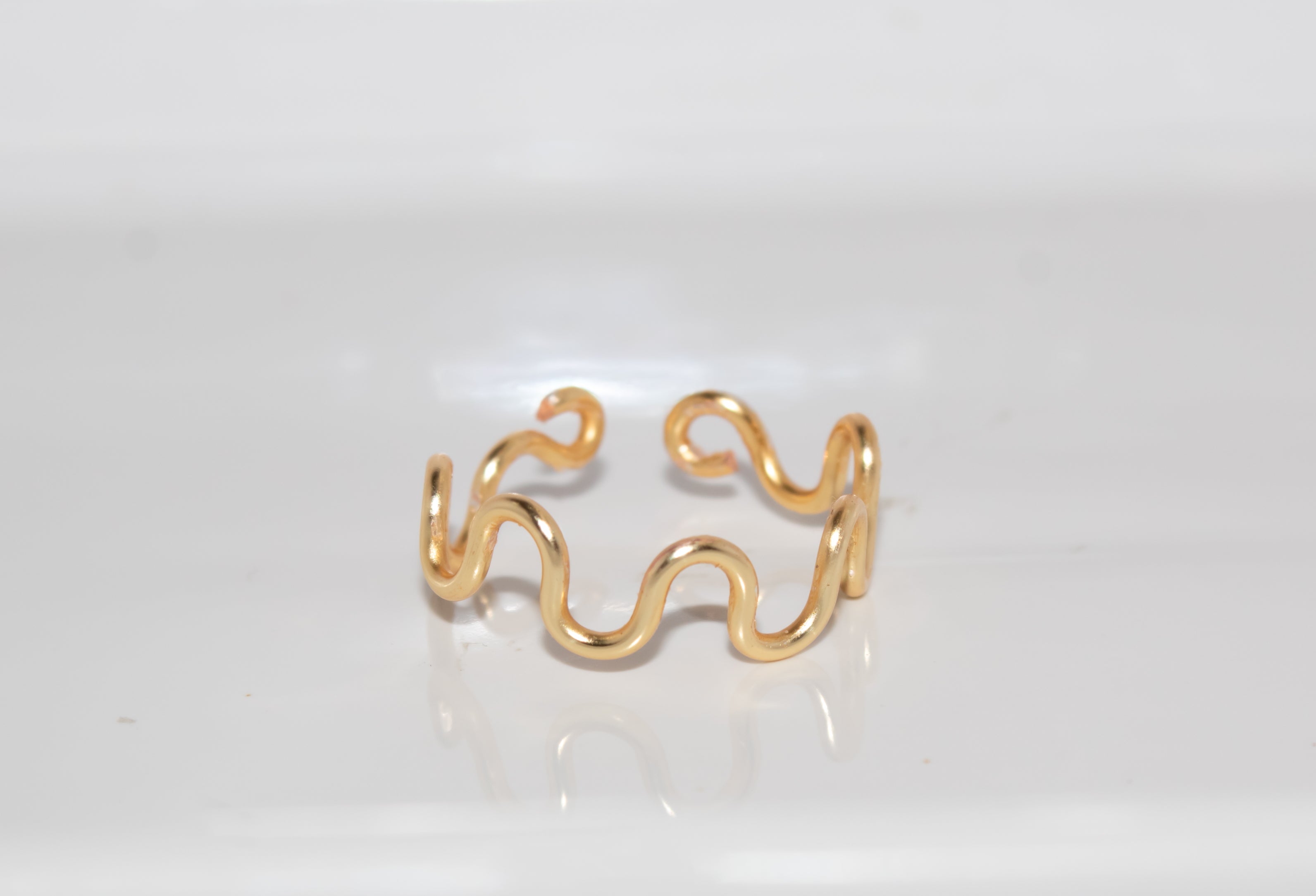 Gold Wavy Adjustable Ring